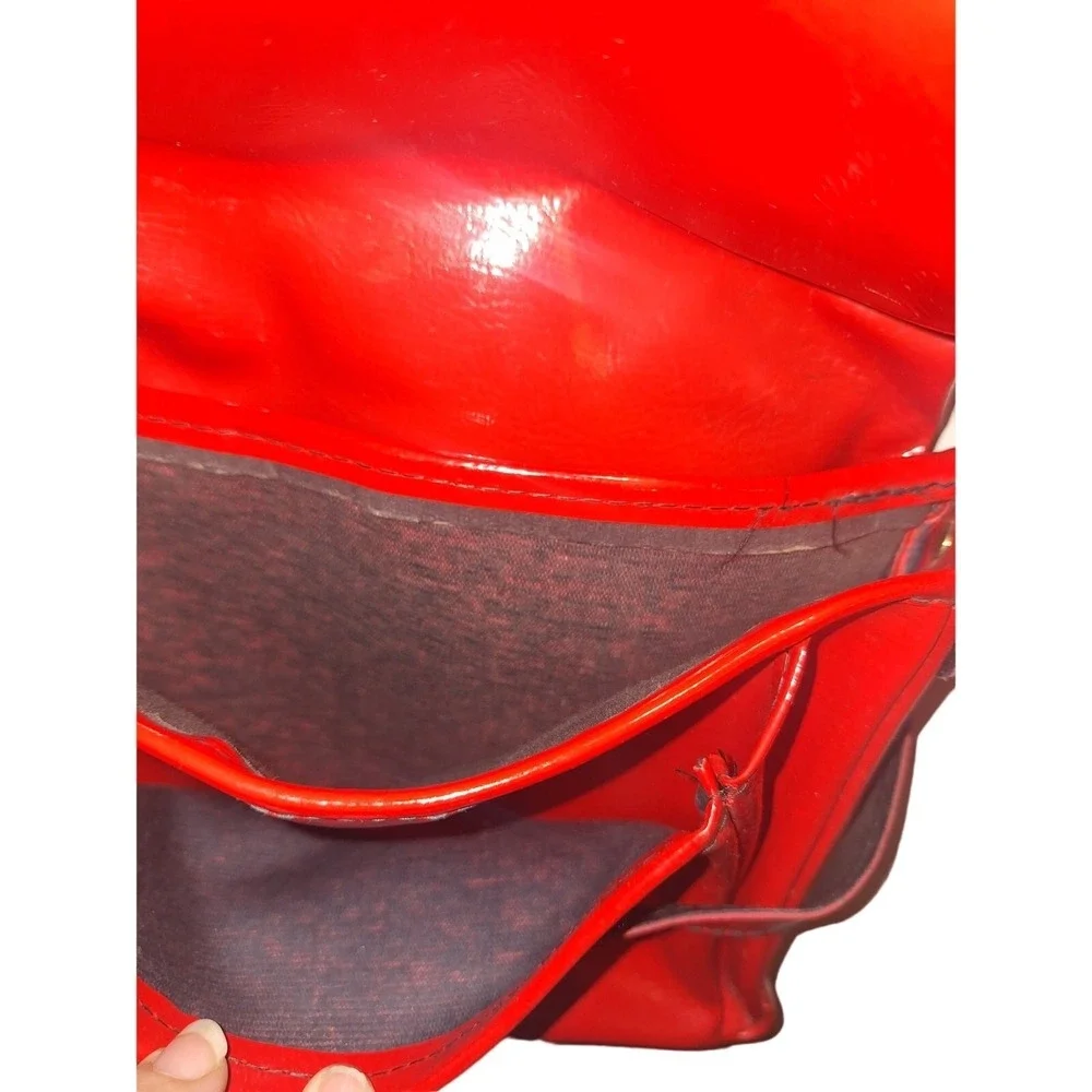 Vintage Red Glossy Faux Leather Shoulder Bag Accordion Flap Purse Brass Hardware